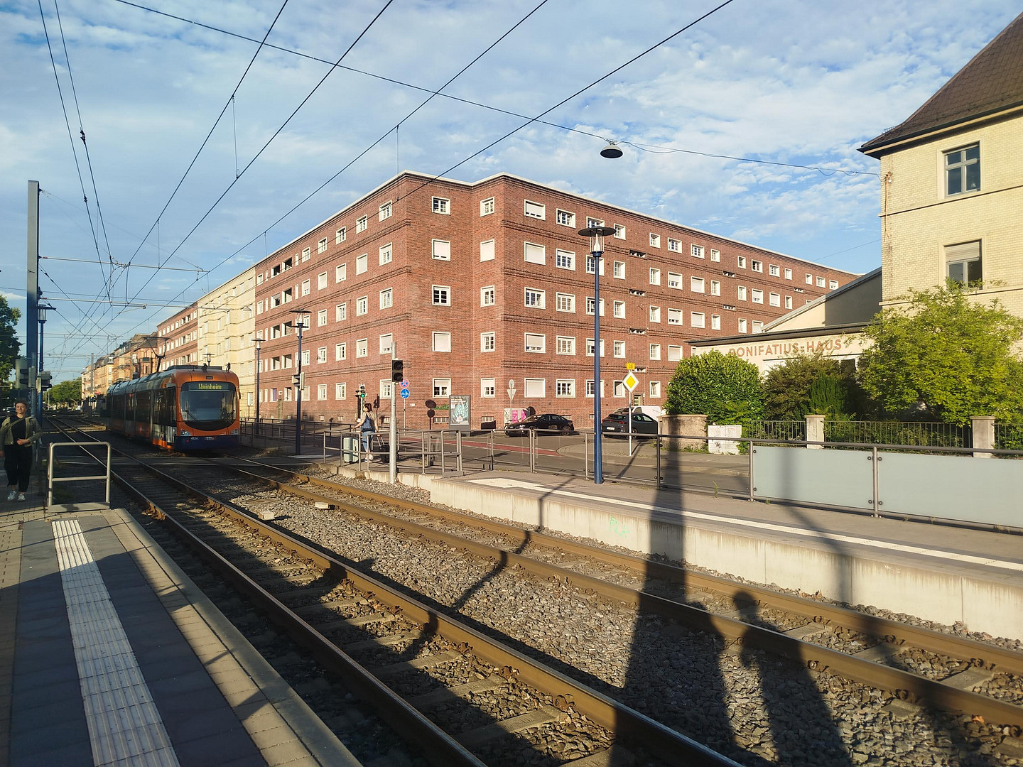 Zentral gelegene Wohnung im Kulturdenkmal mit parkähnlichem Innenhof & Loggia, provisionsfrei! – 68167 Mannheim(Wohlgelegen) – Vorschaubild 26