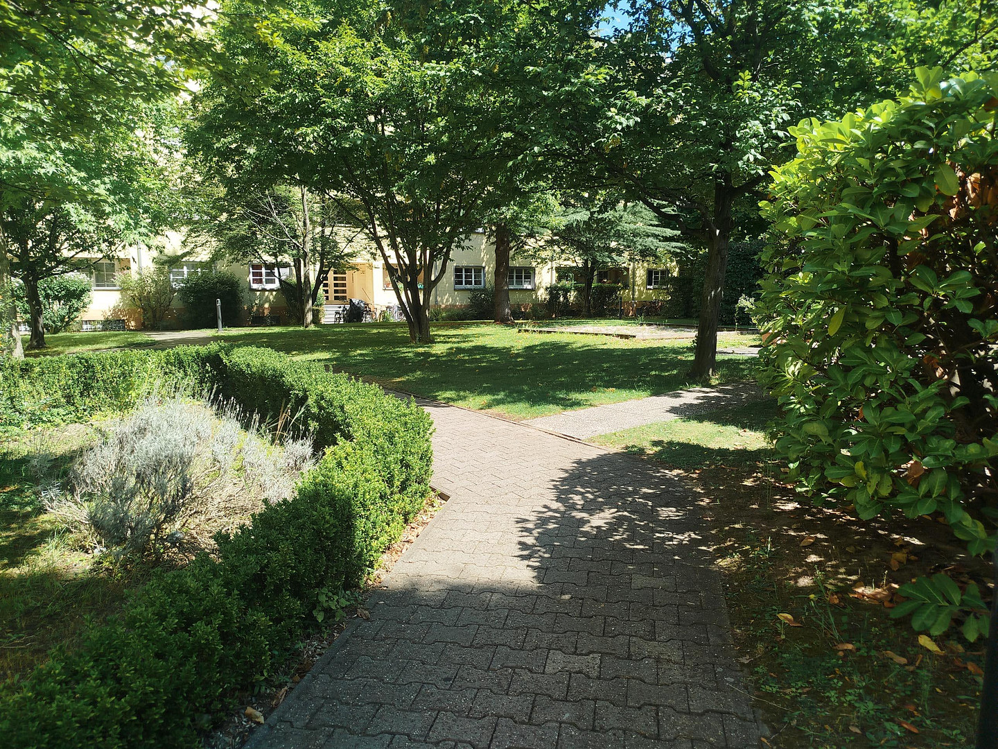 Zentral gelegene Wohnung im Kulturdenkmal mit parkähnlichem Innenhof & Loggia, provisionsfrei! – 68167 Mannheim(Wohlgelegen) – Vorschaubild 25