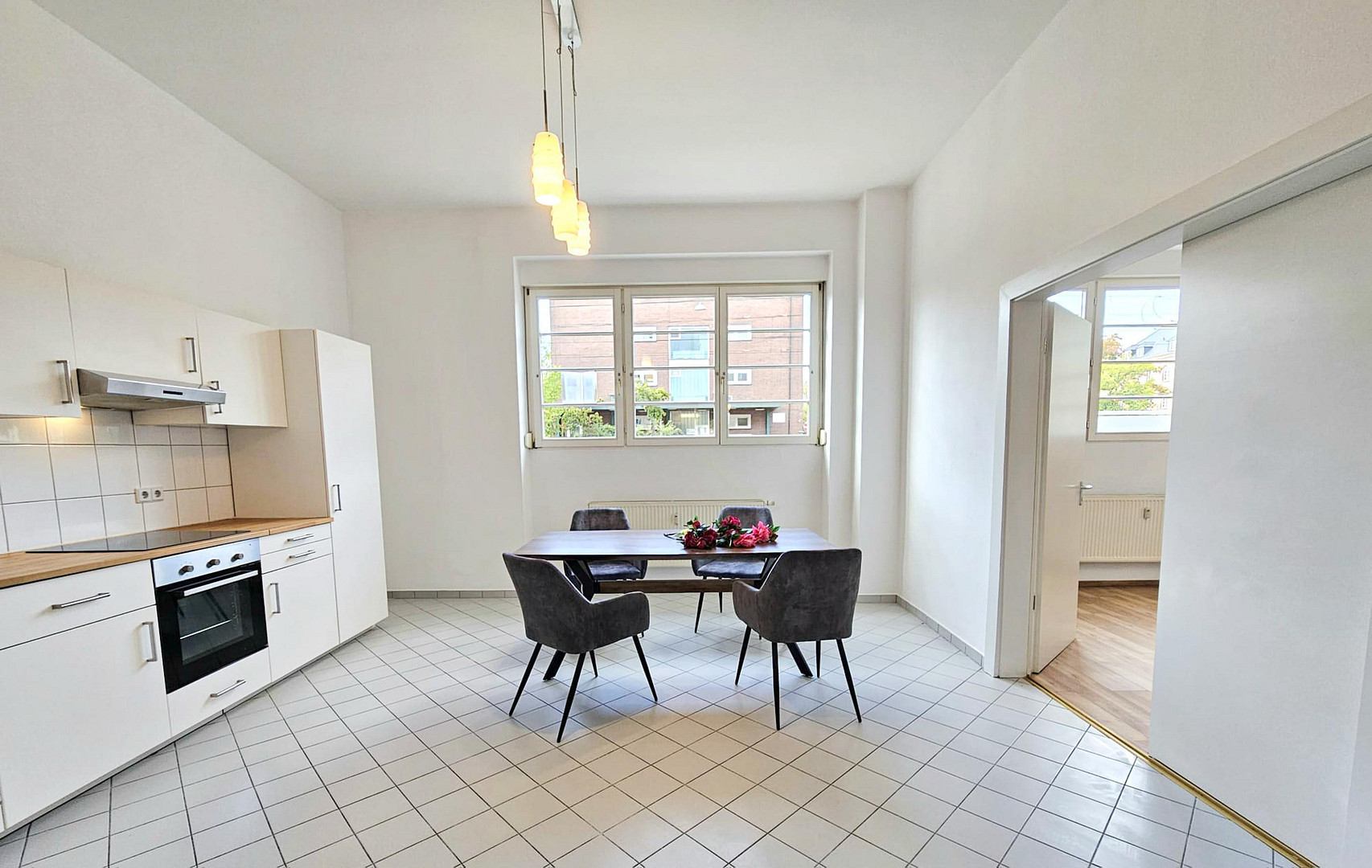 Zentral gelegene Wohnung im Kulturdenkmal mit parkähnlichem Innenhof & Loggia, provisionsfrei! – 68167 Mannheim(Wohlgelegen) – Vorschaubild 9