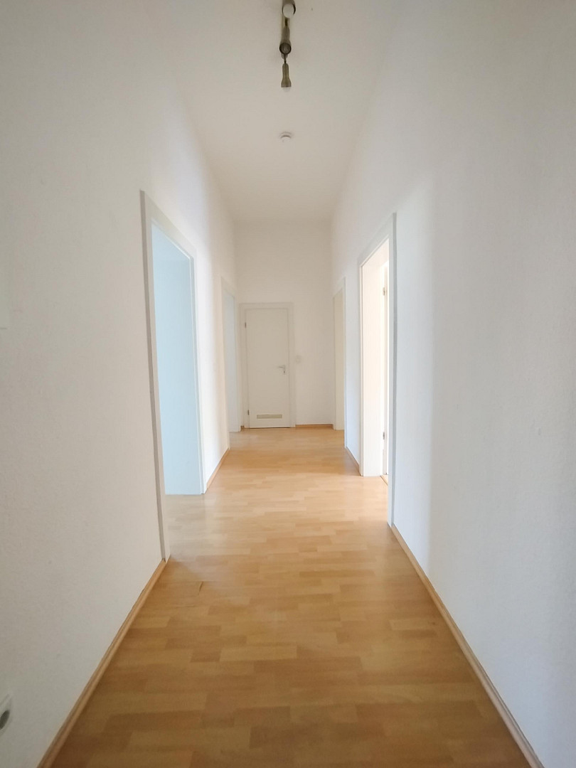 Zentral gelegene Wohnung im Kulturdenkmal mit parkähnlichem Innenhof & Loggia, provisionsfrei! – 68167 Mannheim(Wohlgelegen) – Vorschaubild 13