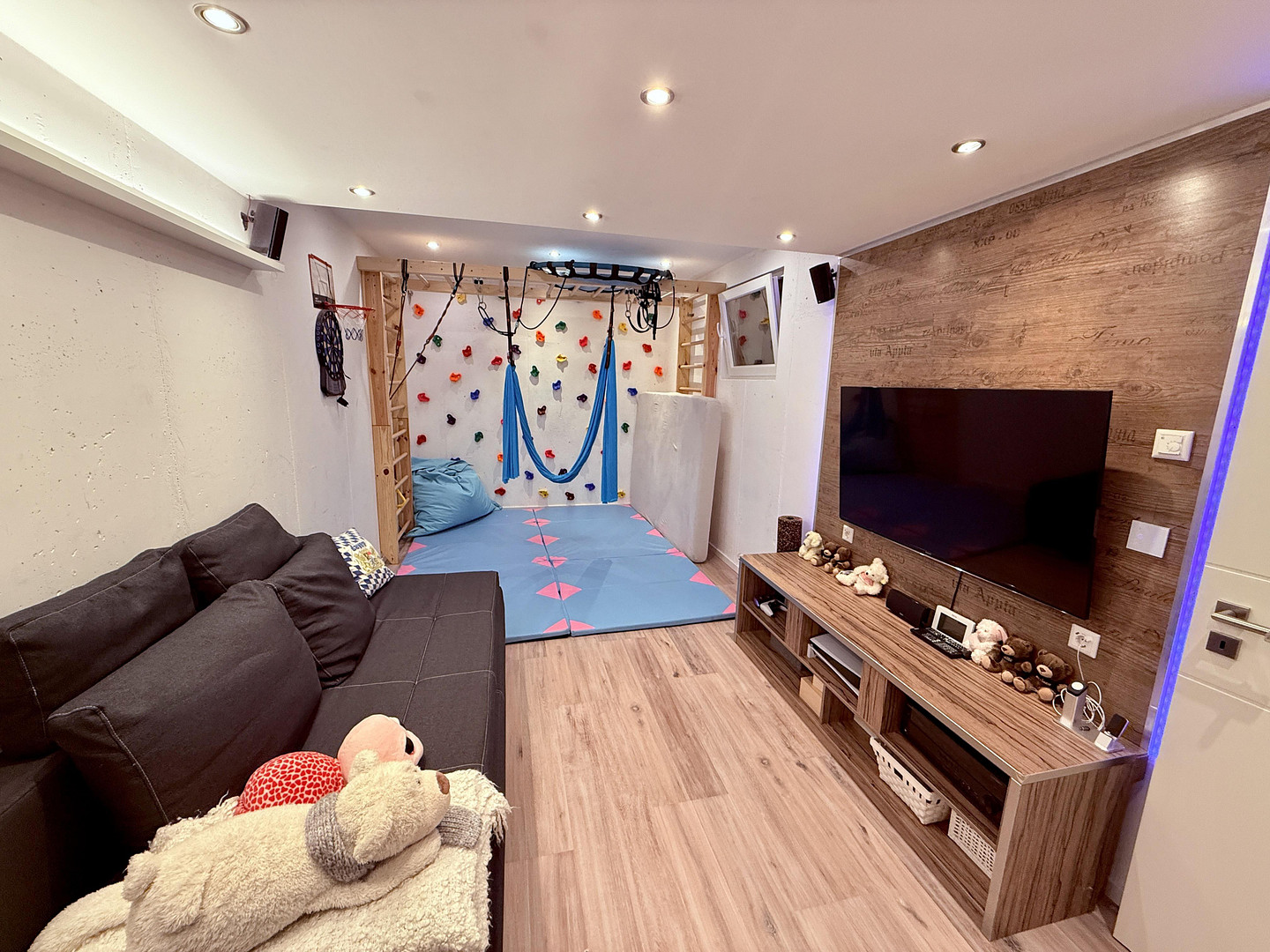 neuwertiges wunderschönes Einfamilienhaus am Waldrand – 85649 Brunnthal(Faistenhaar) – Vorschaubild 11