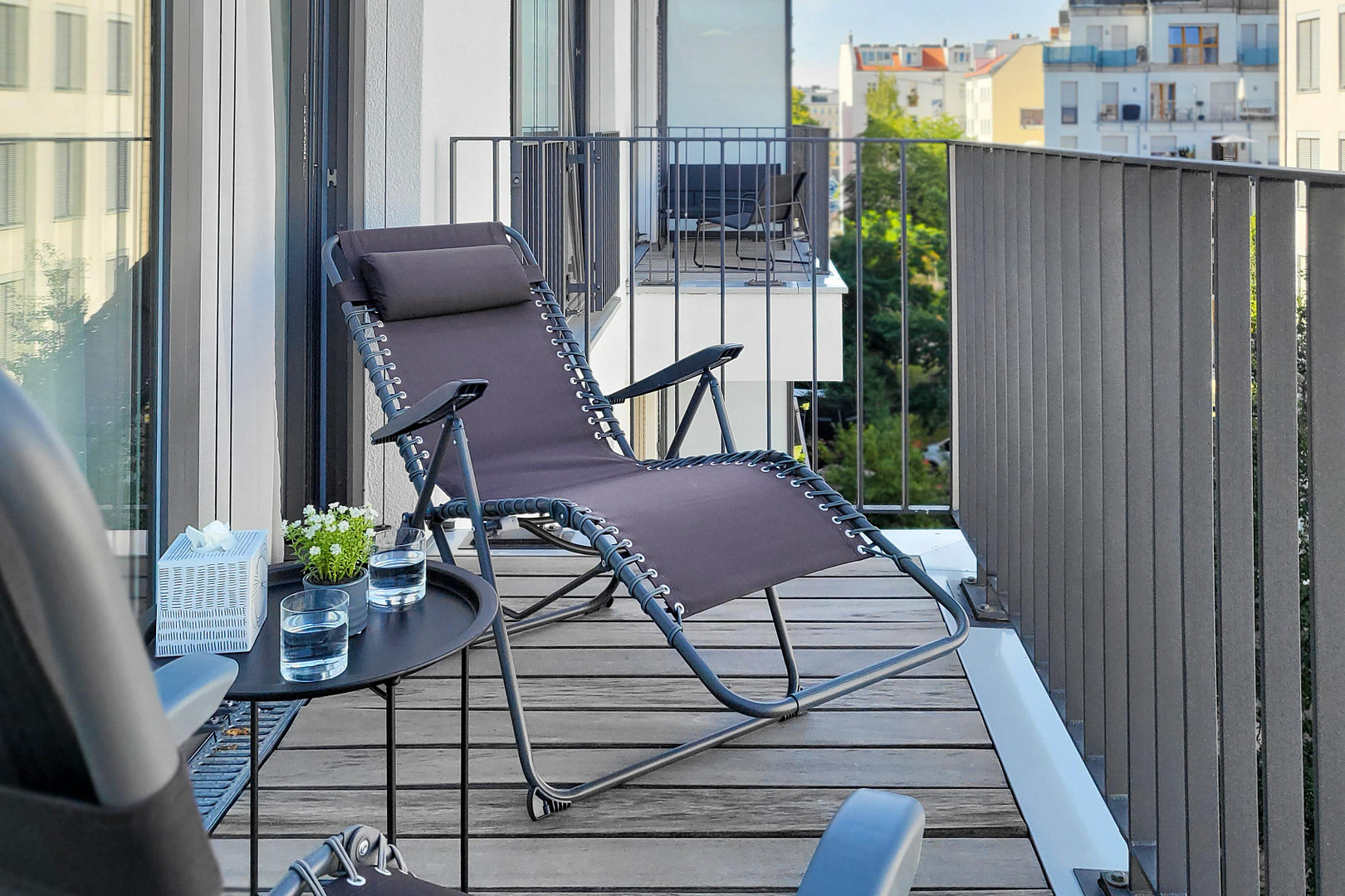 Luxuriöse 3-Zimmer-Wohnung 112 m²+ Parkplatz in Berlin-Mitte - PROVISIONSFREI - (No Commission) – 10115 Top-Lage im Herzen von Berlin-Mitte(Mitte) – Vorschaubild 23