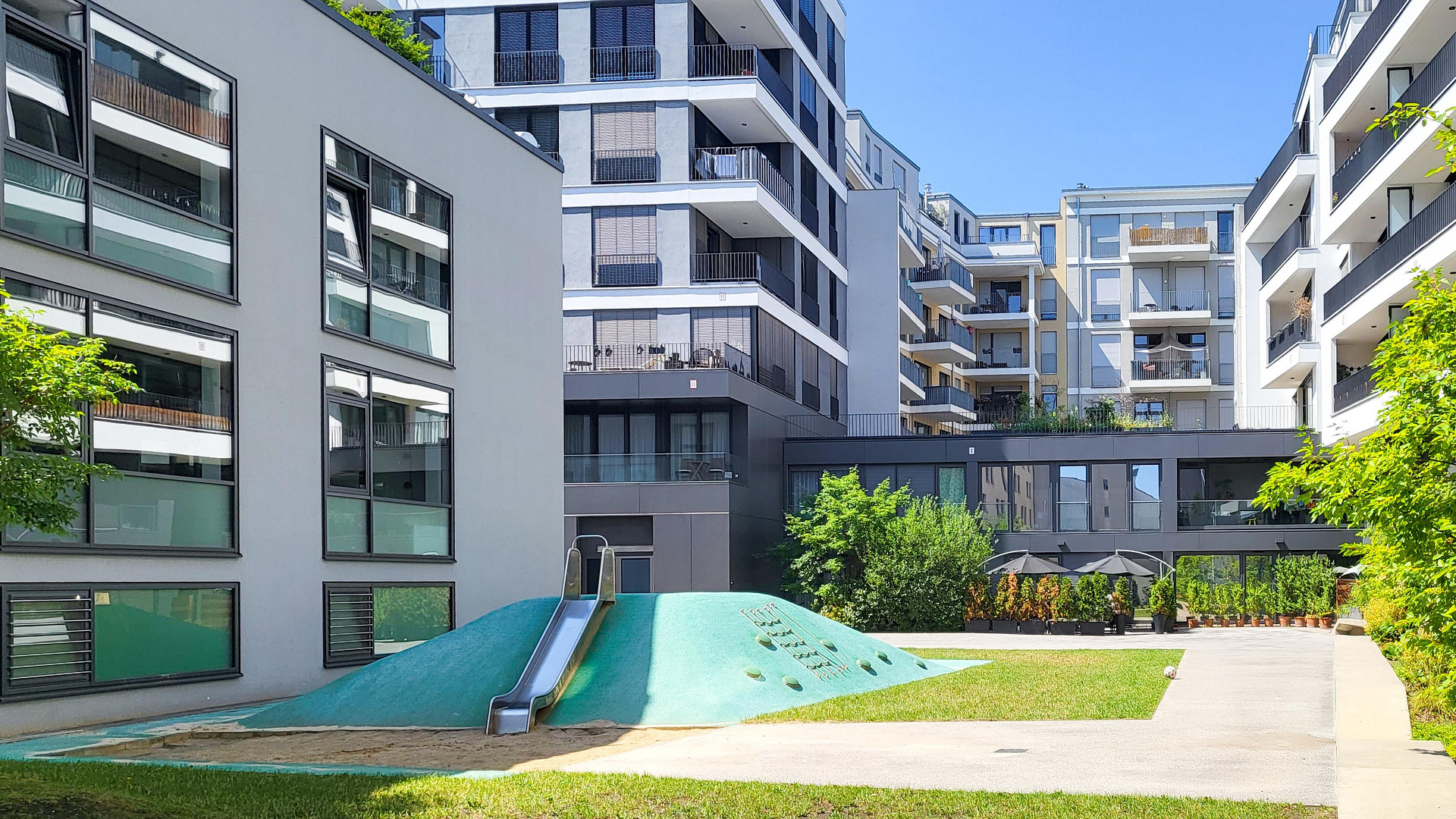Luxuriöse 3-Zimmer-Wohnung 112 m²+ Parkplatz in Berlin-Mitte - PROVISIONSFREI - (No Commission) – 10115 Top-Lage im Herzen von Berlin-Mitte(Mitte) – Vorschaubild 26