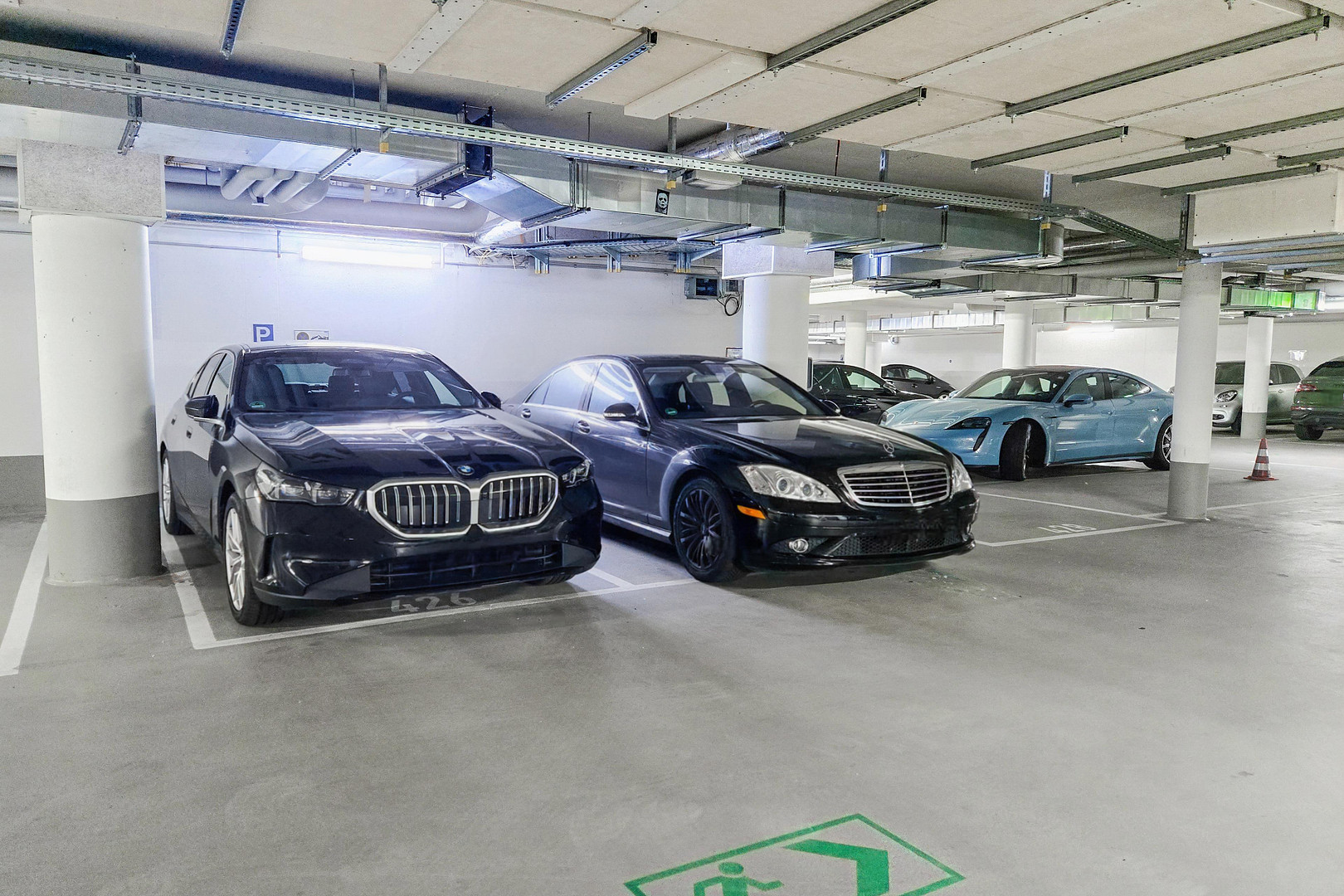 Luxuriöse 3-Zimmer-Wohnung 112 m²+ Parkplatz in Berlin-Mitte - PROVISIONSFREI - (No Commission) – 10115 Top-Lage im Herzen von Berlin-Mitte(Mitte) – Vorschaubild 29
