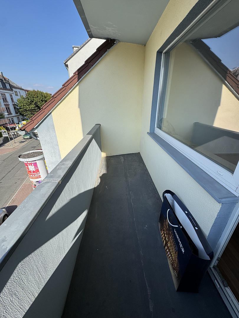 Lichtdurchflutete 2-Zimmer-Wohnung mit zwei Balkonen – 60488 Frankfurt am Main(Hausen) – Vorschaubild 4