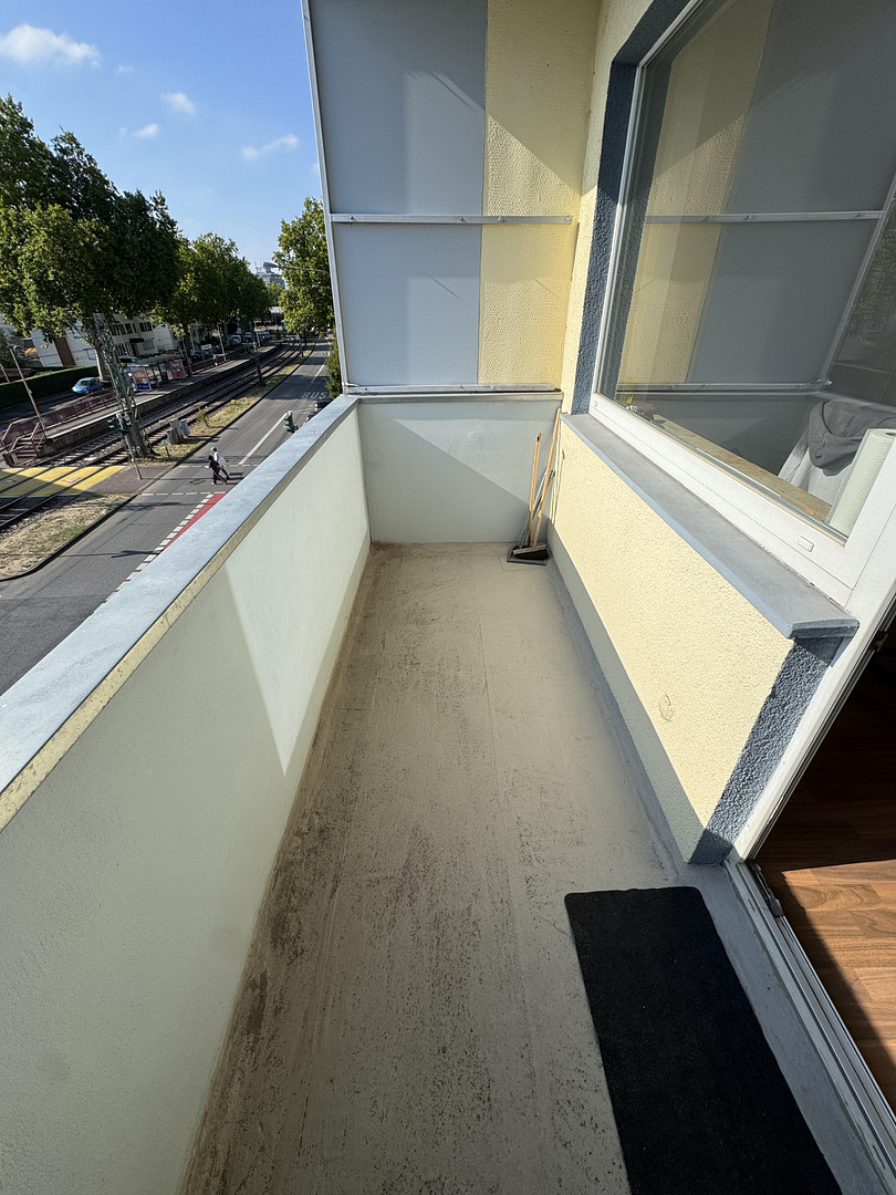 Lichtdurchflutete 2-Zimmer-Wohnung mit zwei Balkonen – 60488 Frankfurt am Main(Hausen) – Vorschaubild 8