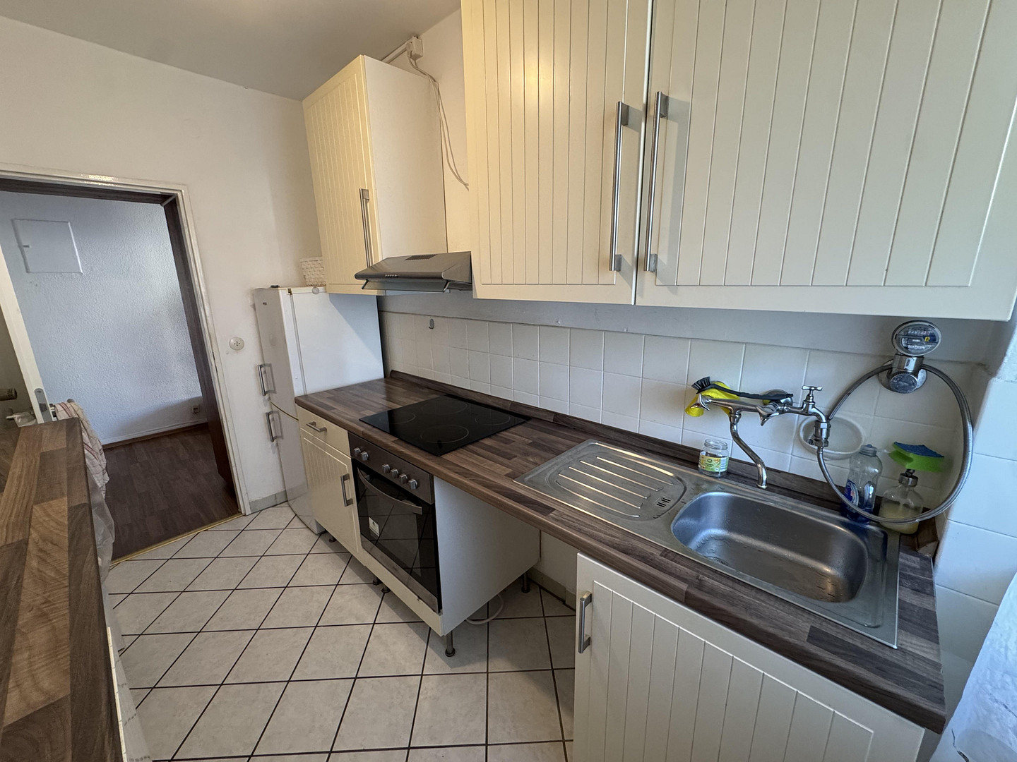 Lichtdurchflutete 2-Zimmer-Wohnung mit zwei Balkonen – 60488 Frankfurt am Main(Hausen) – Vorschaubild 12