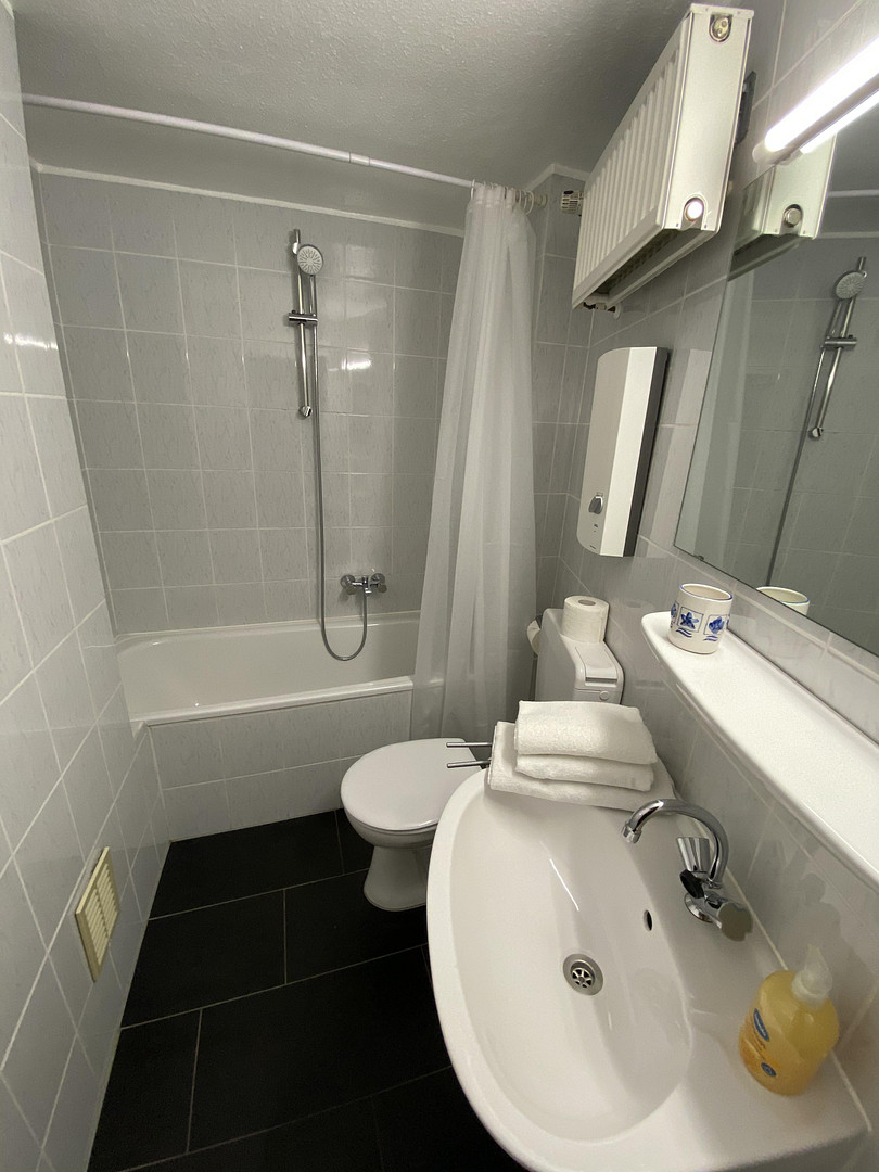 Schicke Single Wohnung (möbliert) nähe Japanviertel – 40211 Düsseldorf(Stadtmitte) – Vorschaubild 5