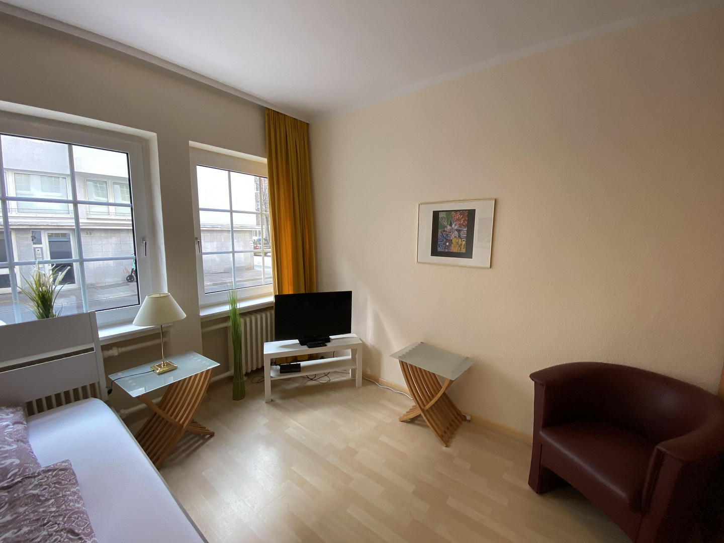 Schicke Single Wohnung (möbliert) nähe Japanviertel – 40211 Düsseldorf(Stadtmitte) – Vorschaubild 3