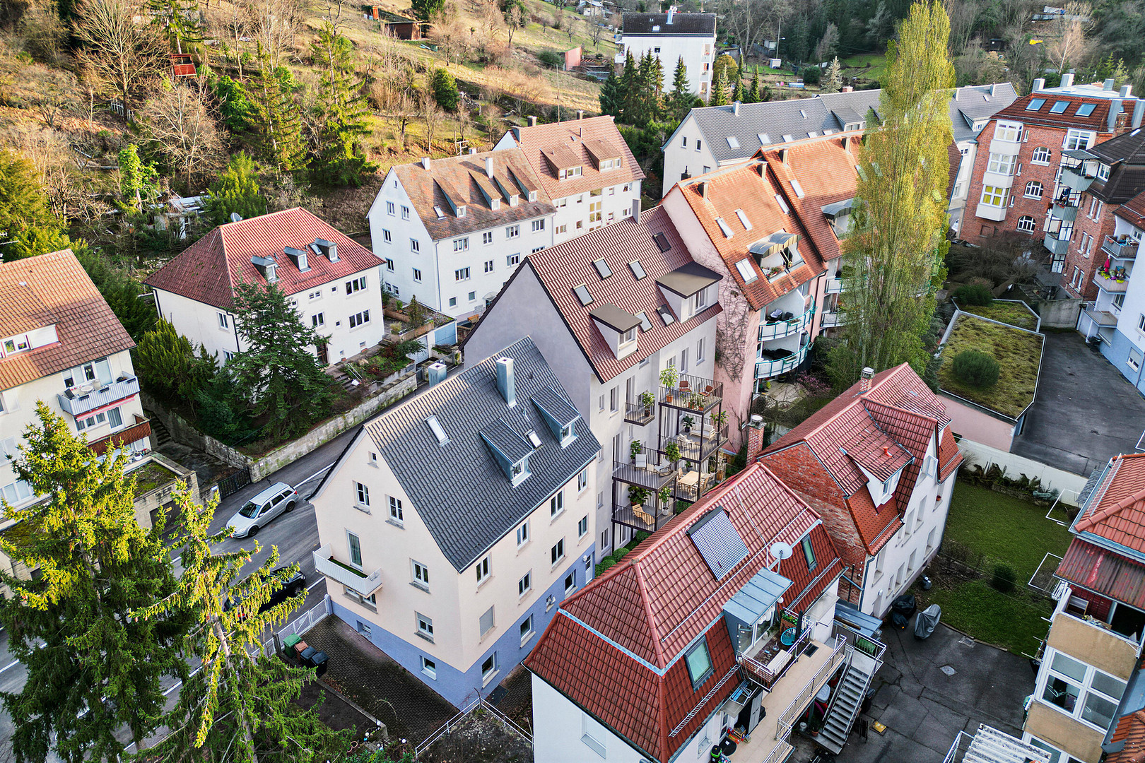 Kernsanierte 2 Zimmer Wohnung in energetisch saniertem Haus (Provisionsfrei) – 70186 Stuttgart(Ost) – Vorschaubild 2