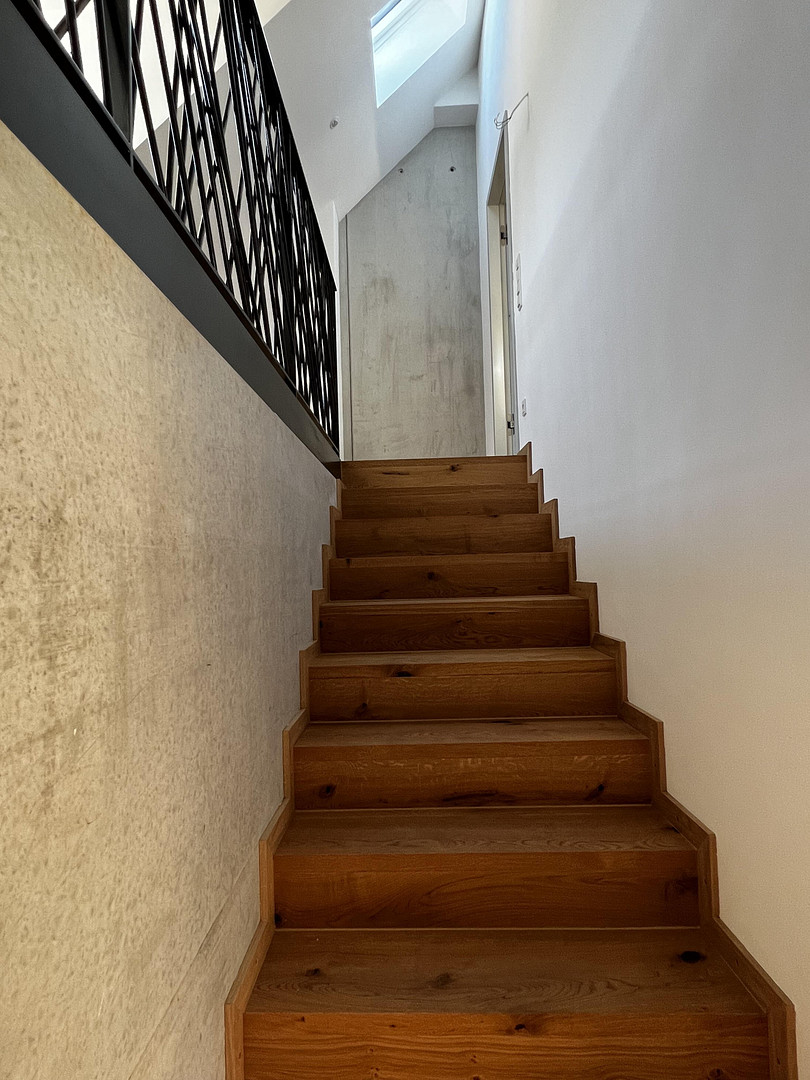 Neuwertiges 4-Zimmer-Penthouse mit Dachterrasse, Aufzug & Deckenkühlung in best Lage – 80538 München(Lehel) – Vorschaubild 6
