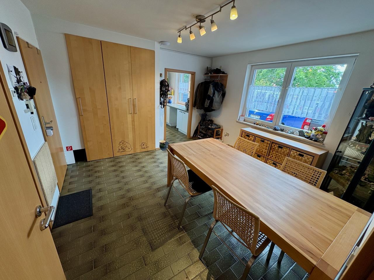 Wohnen am See: Traumwohnung mit Potenzial für zwei Einheiten, provisionsfrei von Privat – 51373 Leverkusen(Küppersteg) – Vorschaubild 4