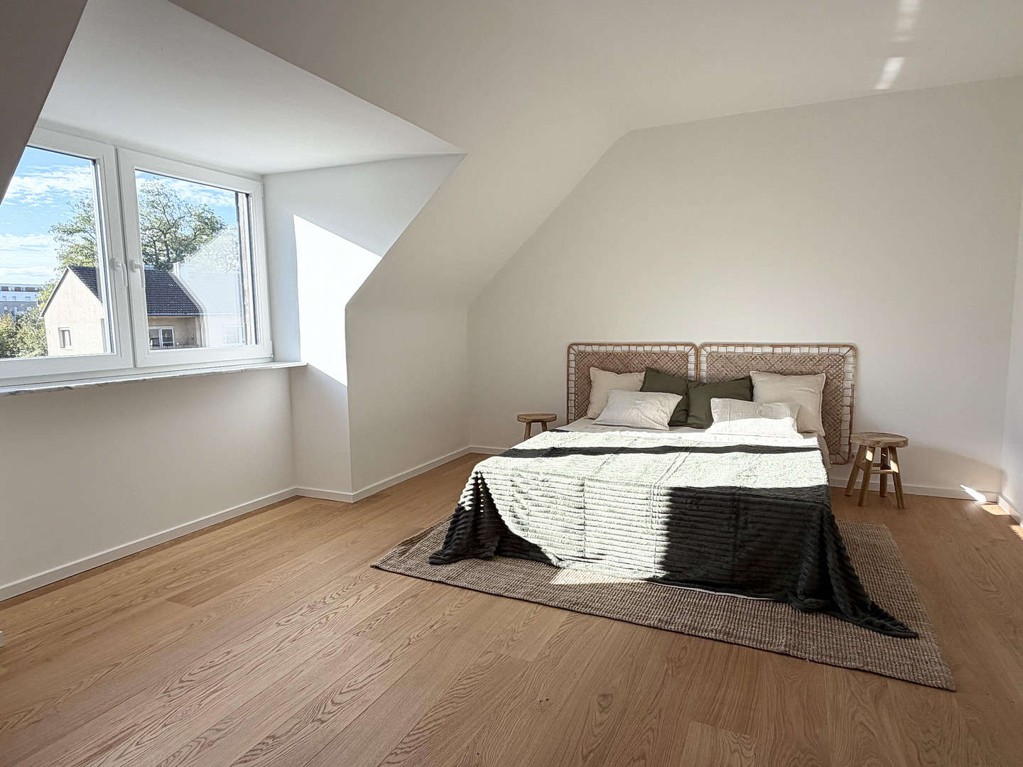 Stilvoll modernisierte Dachgeschosswohnung - Ausbauoption zur Maisonette mit Dachterrasse – 50933 Köln(Braunsfeld) – Vorschaubild 4