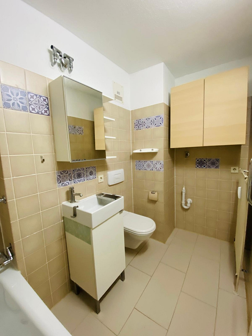 Helle 3-Zimmer-Wohnung mit Einbauküche & Aufzug & West-Loggia in München – 81927 München(Johanneskirchen) – Vorschaubild 21