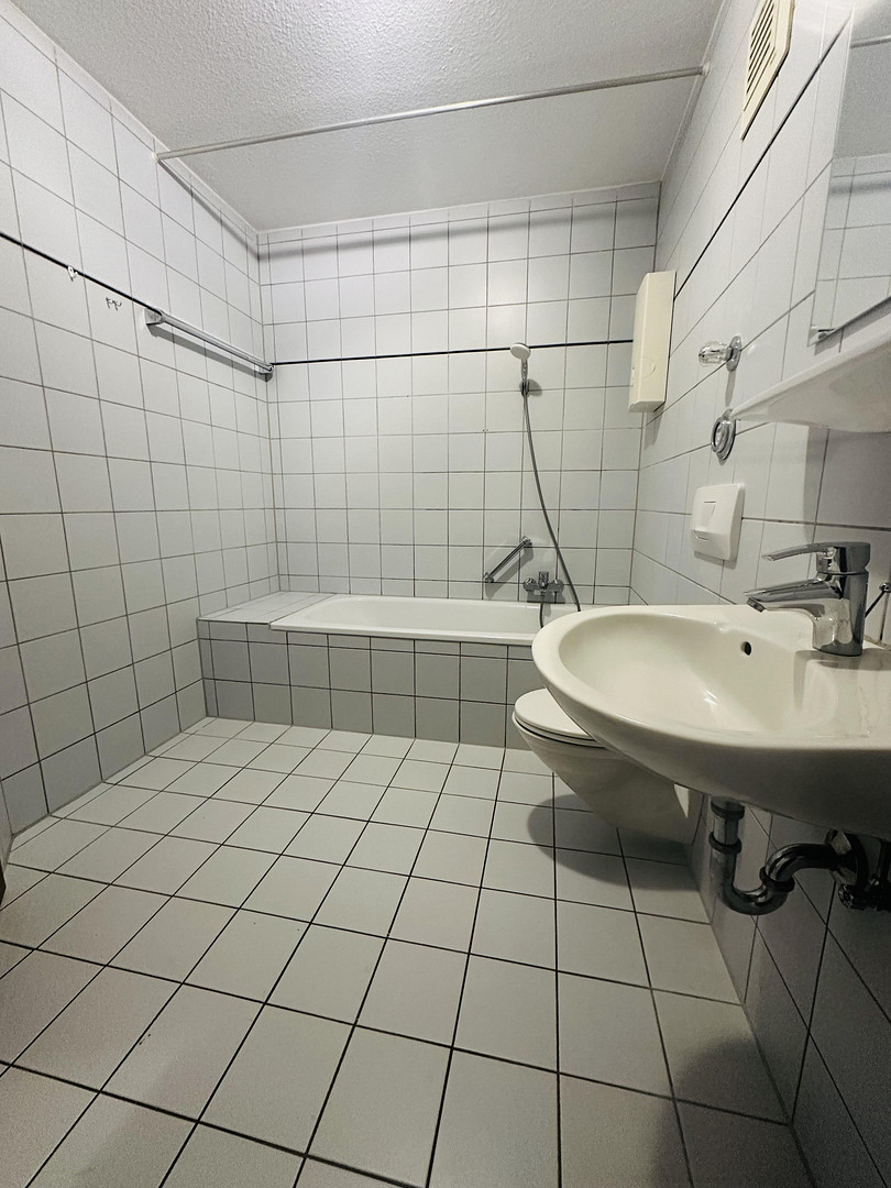 *Aufzug*EBK*Balkon*moderne Heizung* – 60528 Frankfurt(Niederrad) – Vorschaubild 9