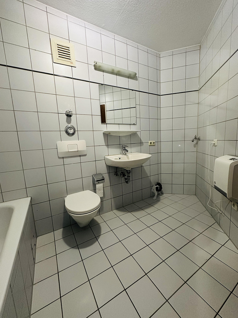 *Aufzug*EBK*Balkon*moderne Heizung* – 60528 Frankfurt(Niederrad) – Vorschaubild 10