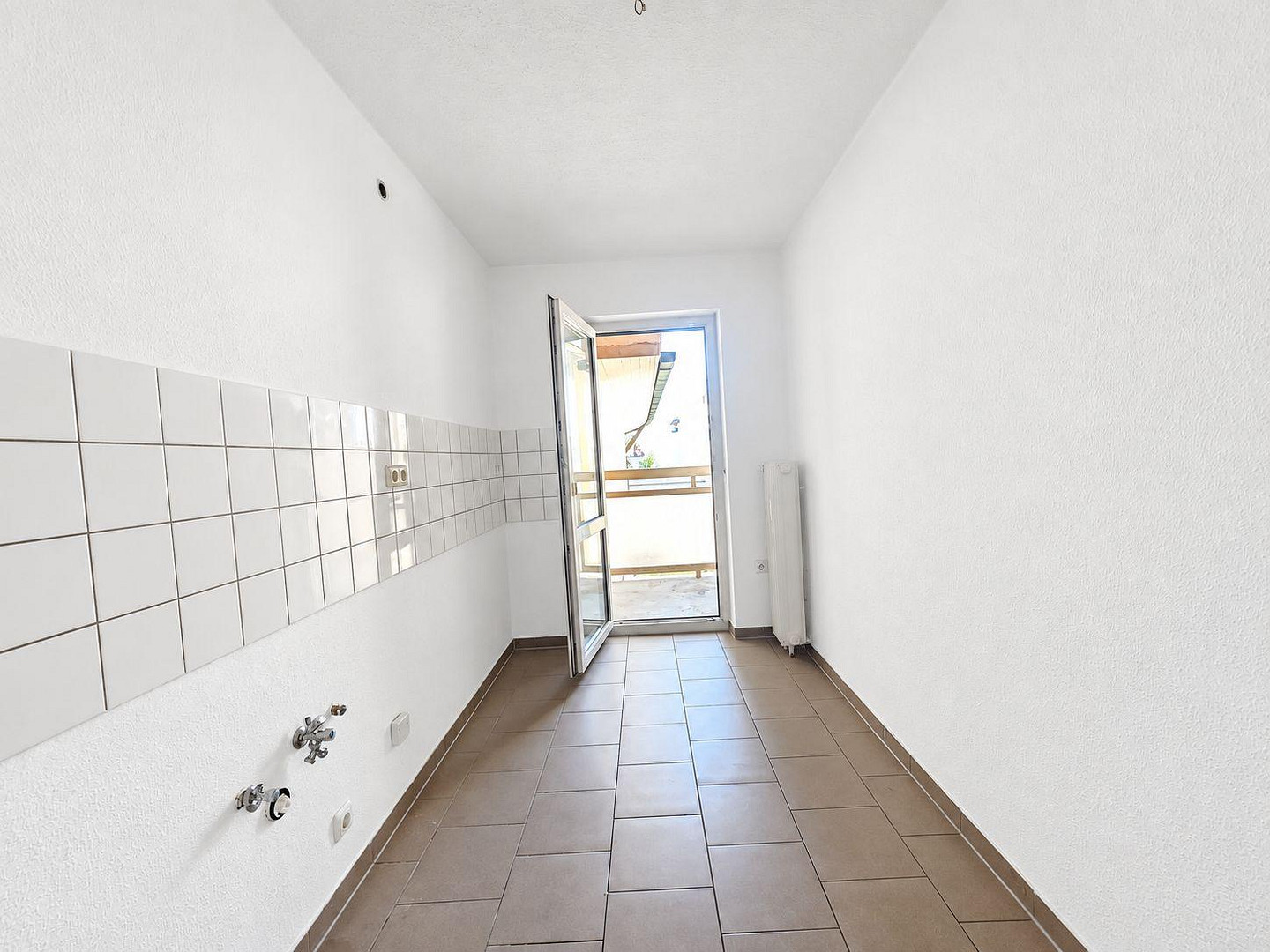 Frisch renovierte 3,5-Zimmer-Wohnung mit Balkonen in Laim – 80687 München(Laim) – Vorschaubild 4