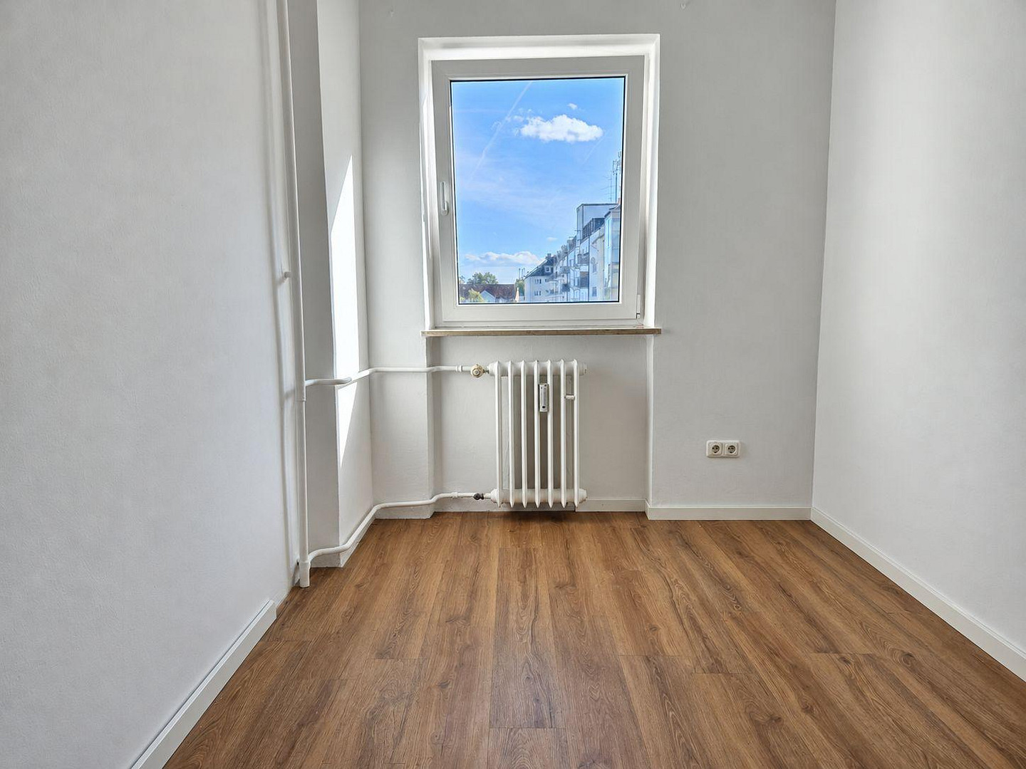 Frisch renovierte 3,5-Zimmer-Wohnung mit Balkonen in Laim – 80687 München(Laim) – Vorschaubild 10
