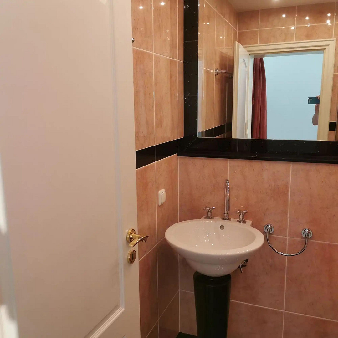 Herrliche 3-Raum-Wohnung - wunderbare Terrasse - Edle Einbauküche - TG-Stellplatz – 40470 Düsseldorf(Mörsenbroich) – Vorschaubild 5