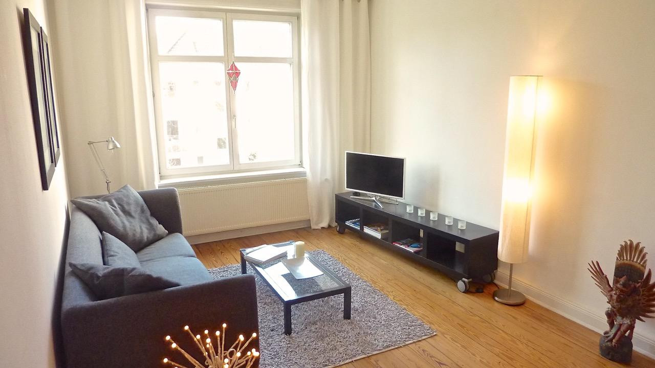2-Zimmer-Altbauwohnung mit Balkon – voll möbliert, 57 m² in Winterhude – 22303 Hamburg(Winterhude) – Vorschaubild 5