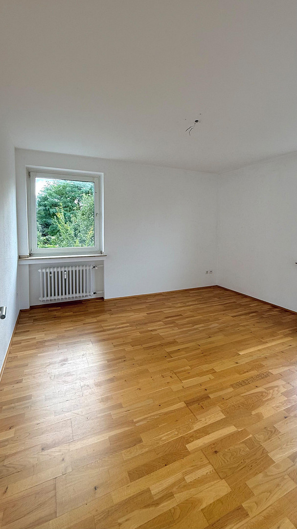 Helle 2-Zimmerwohnung mit Süd-Balkon und Blick ins Grüne – 40468 Düsseldorf(Unterrath) – Vorschaubild 4