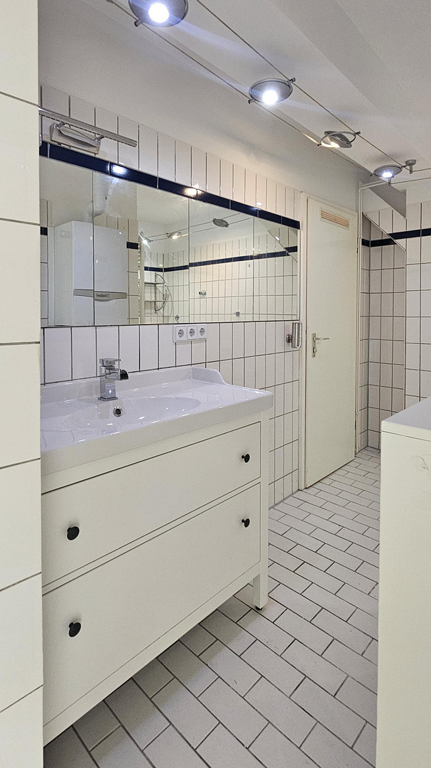 HERZSTÜCK, TEGELER SEE. Raffinierte 3 1/2 individuelle Mansarden WE mit Dachterrasse. BEZUGSFERTIG. – 13507 Berlin-Tegel(Tegel) – Vorschaubild 20