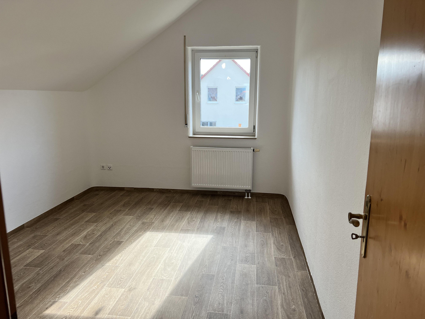 🌿 Renovierte Doppelhaushälfte mit grossem Garten und Garage in Linthe bei Berlin/ Potsdam – 14822 Linthe – Vorschaubild 19