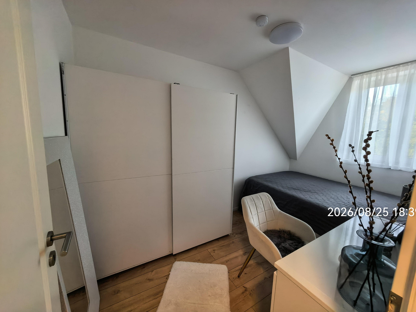 Moderne möblierte Neubau-Doppelhaushälfte mit Wärmepumpe, Fußbodenheizung – 14656 Brieselang – Vorschaubild 14