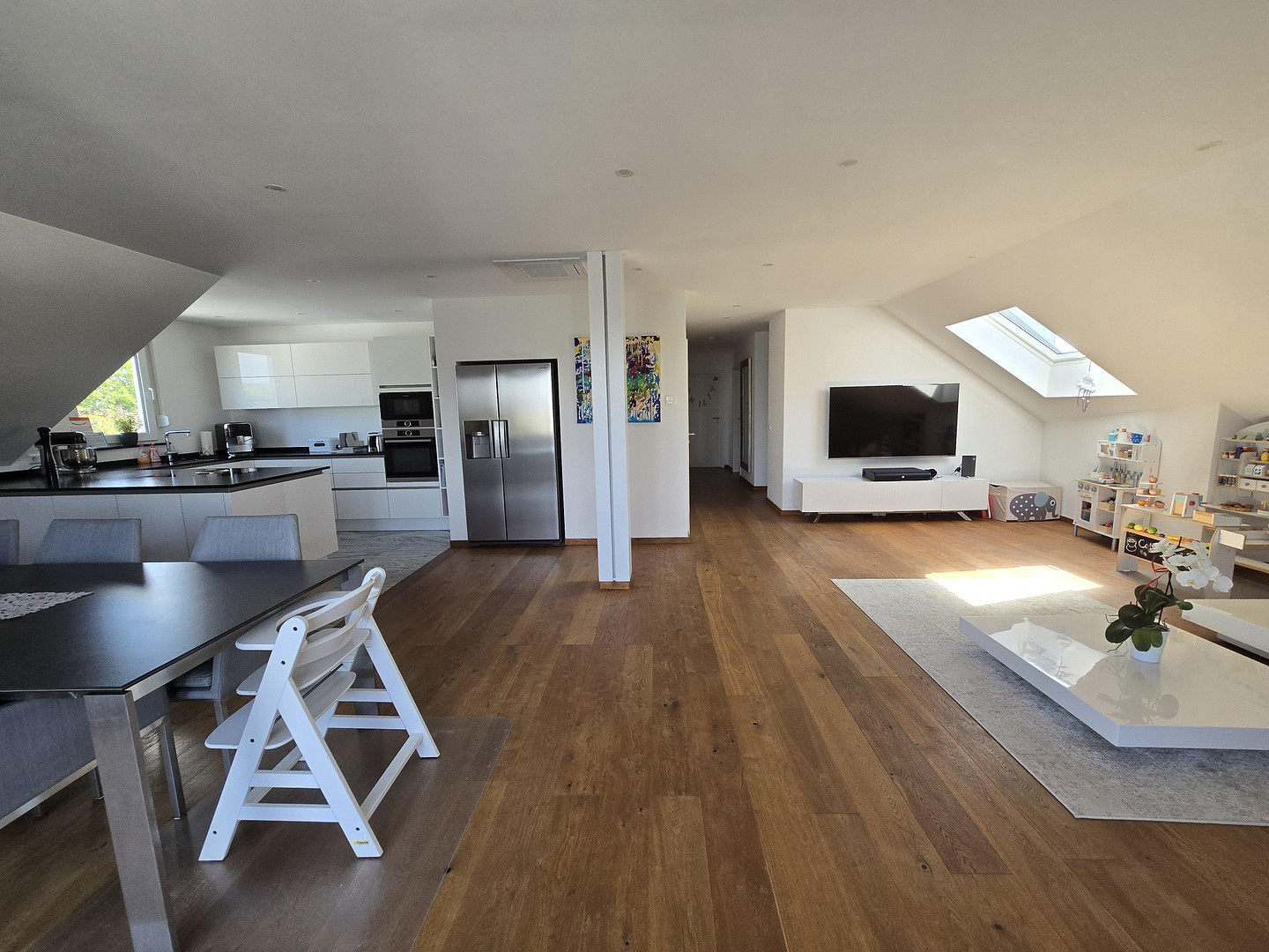 Großzügige 4-Zimmer-Wohnung in Eggenstein-Leopoldshafen