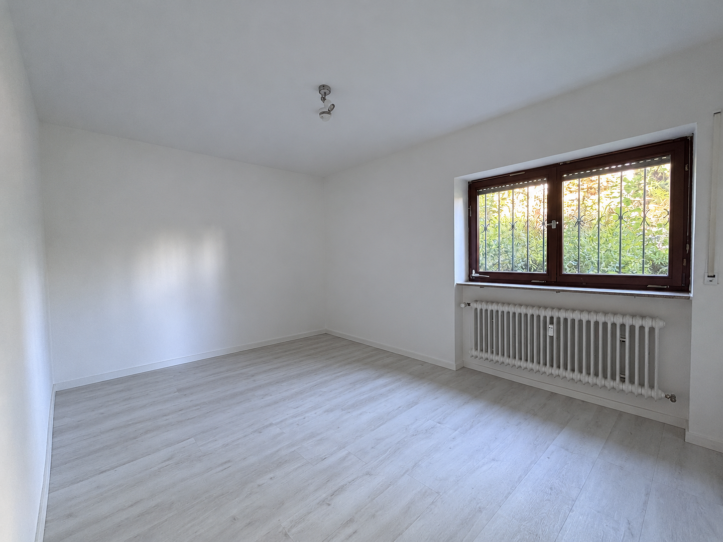 Modernisierte Einliegerwohnung in ruhiger Lage mit Terrasse und Garage – 71134 Dachtel – Vorschaubild 5