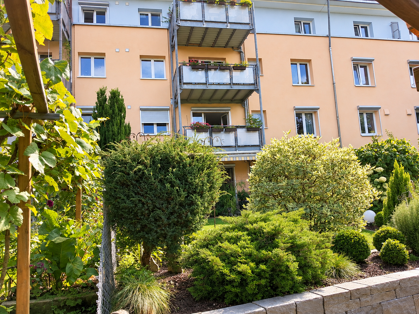 Modernisierte 3-Zimmer-Wohnung mit großem Westbalkon ins Grüne und TG – provisionsfrei – 86157 Augsburg(Pfersee) – Vorschaubild 15