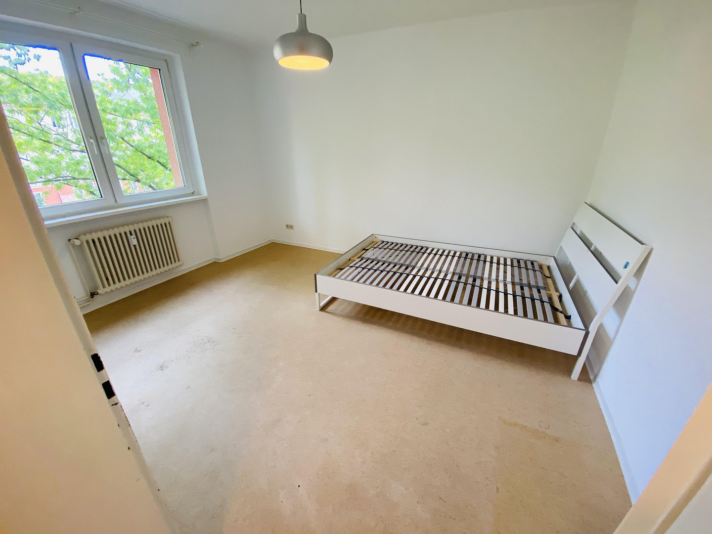 Bezugsfreie, helle 2-Zi. Wohnung, Prenzlauer Berg, Fernwärme – 10409 Berlin(Prenzlauer Berg) – Vorschaubild 8