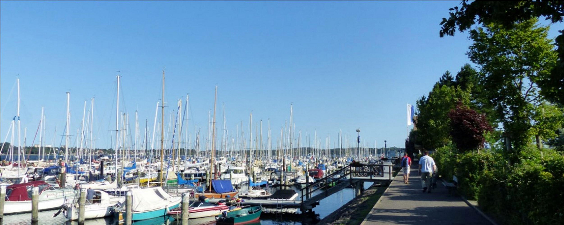Schöne 3 Zimmer Altbauwohnung mit Terrasse – 24159 Kiel-Friedrichsort(Friedrichsort) – Vorschaubild 2