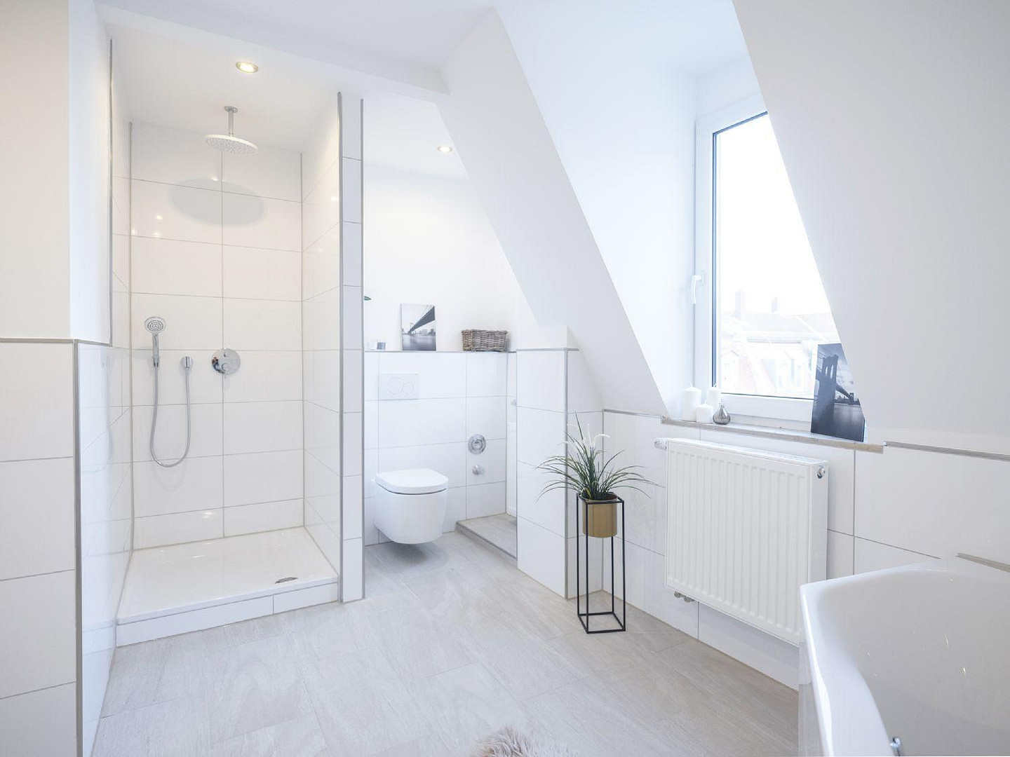 Schöne großzügige 4 Zi mit über 100 m2 – 90439 Nürnberg(St. Leonhard) – Vorschaubild 11