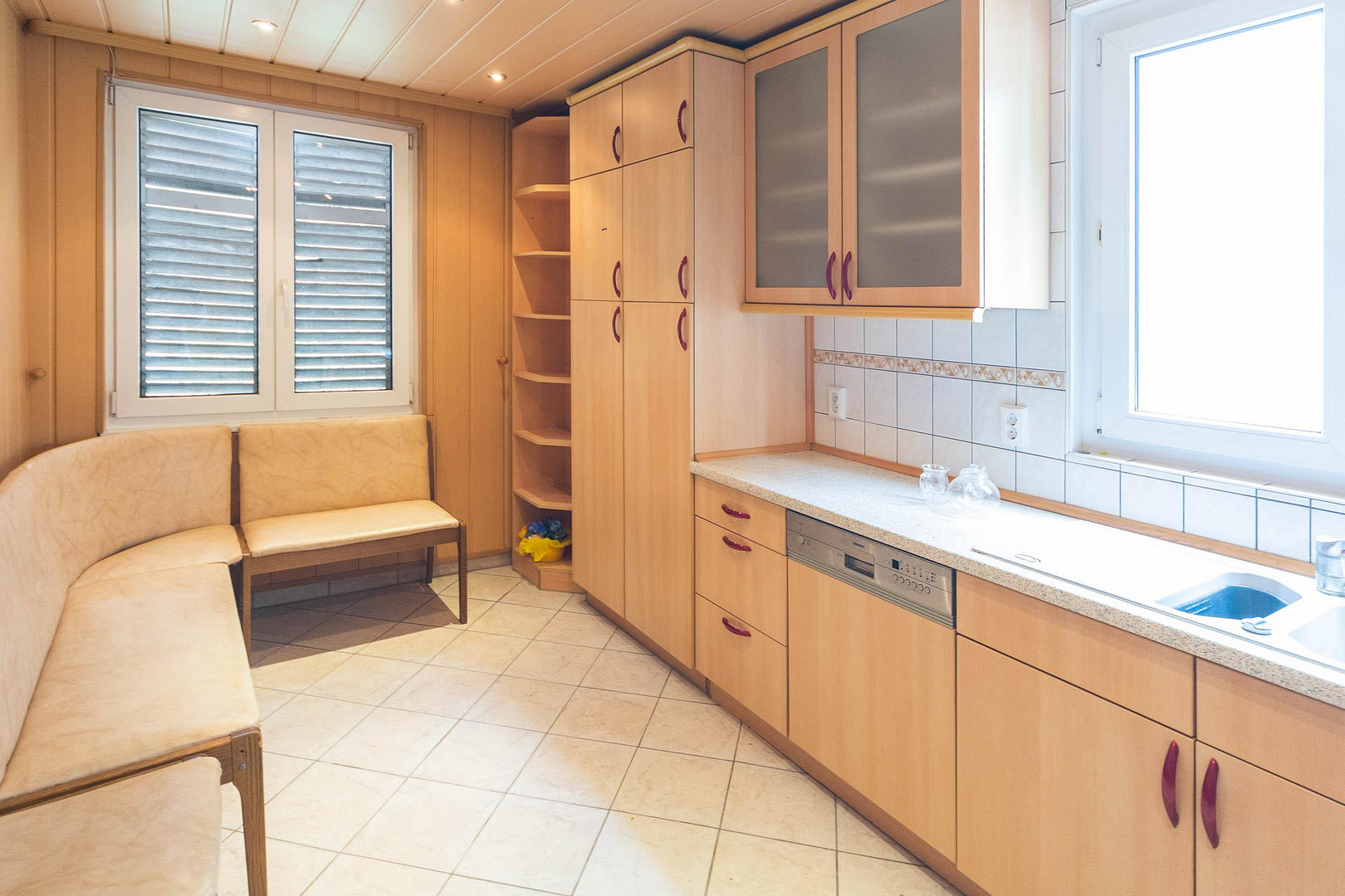 Großzügige 4-Zimmer-Wohnung mit Einbauküche – 72805 Lichtenstein Unterhausen(Unterhausen) – Vorschaubild 8