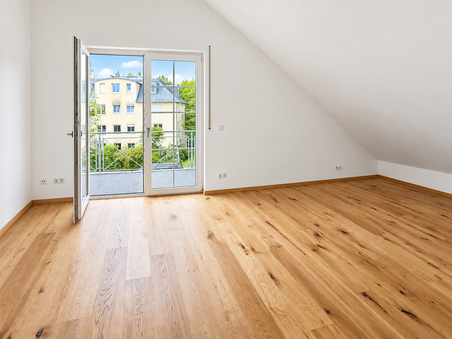 Schöne DG-Wohnung mit Einbauküche und Garten im Herzen Haar's – 85540 Haar – Vorschaubild 2