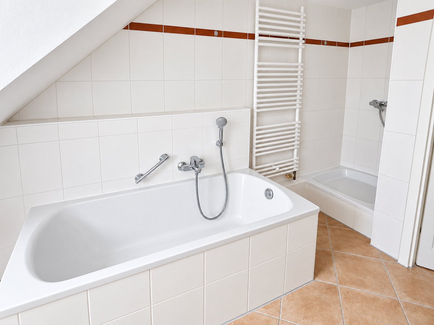 Schöne DG-Wohnung mit Einbauküche und Garten im Herzen Haar's – 85540 Haar – Vorschaubild 10