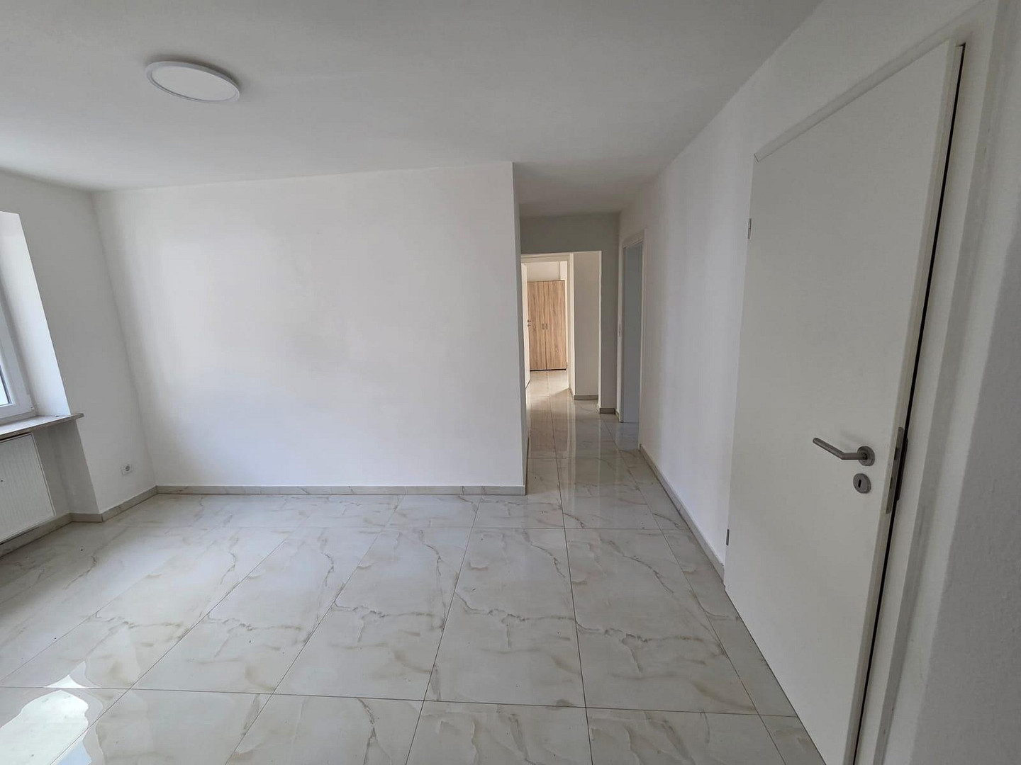 2 luxuriöse Monteurwohnungen – komfortabel und modern – 84061 Ergoldsbach – Vorschaubild 9