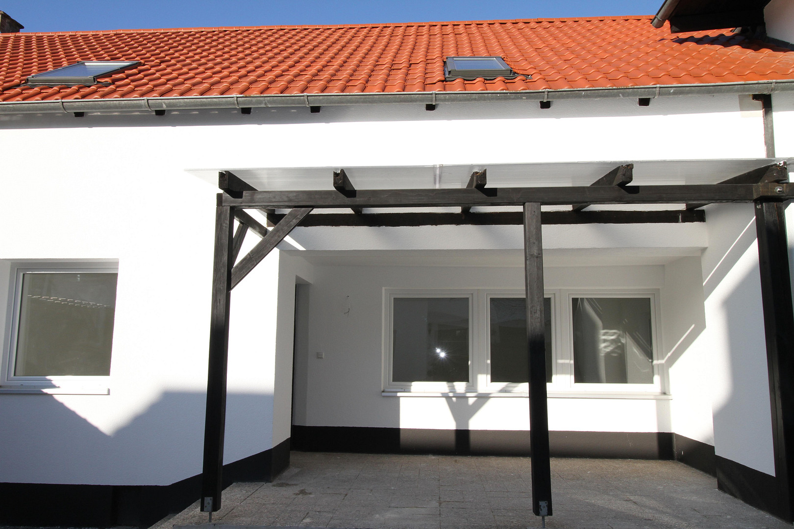 2 luxuriöse Monteurwohnungen – komfortabel und modern – 84061 Ergoldsbach – Vorschaubild 3