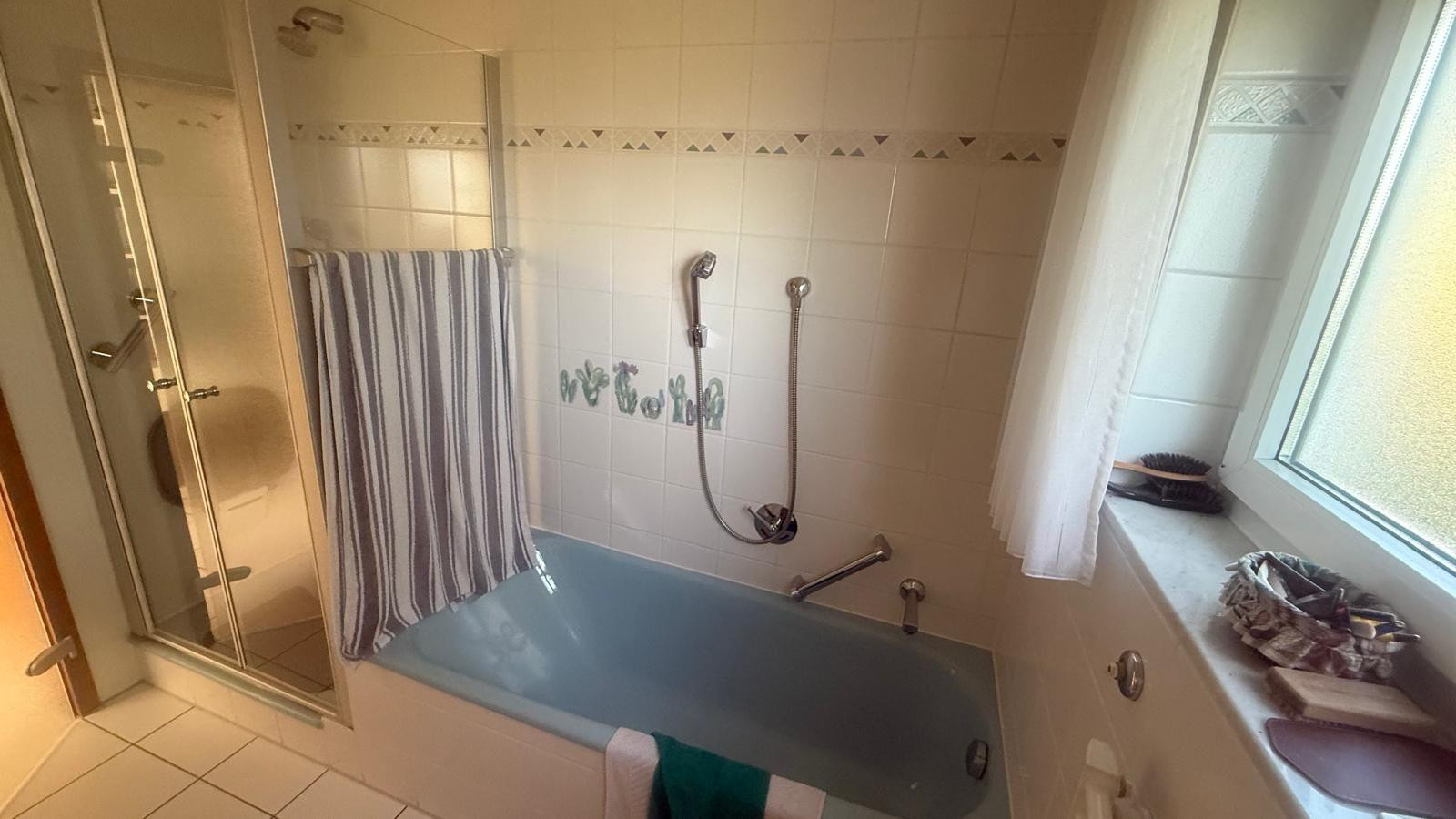 Sehr schönes Einfamilienhaus mit Schwimmbad und Sauna in Heilbronn – 74078 Heilbronn(Frankenbach) – Vorschaubild 8