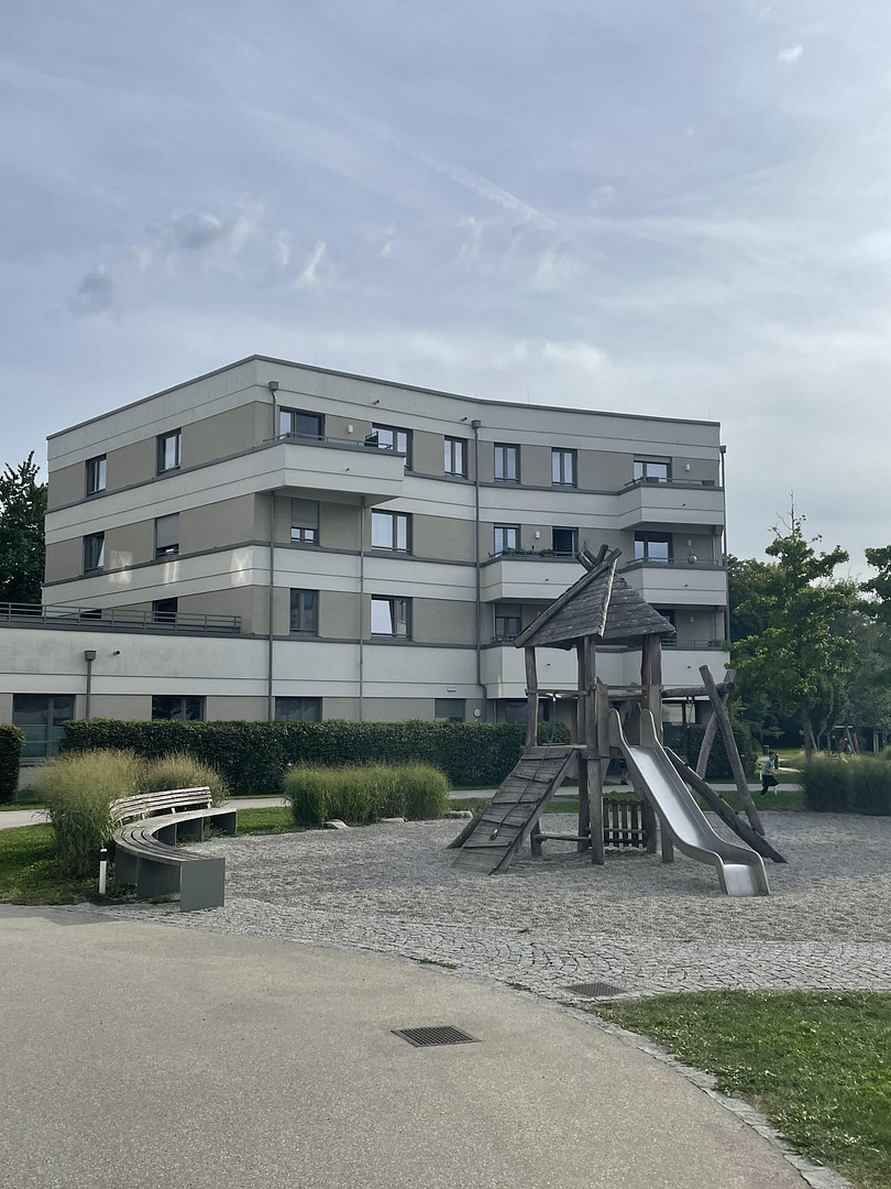 Familienfreundliche 4-Zimmer-Wohnung in München Aubing – Foto 2