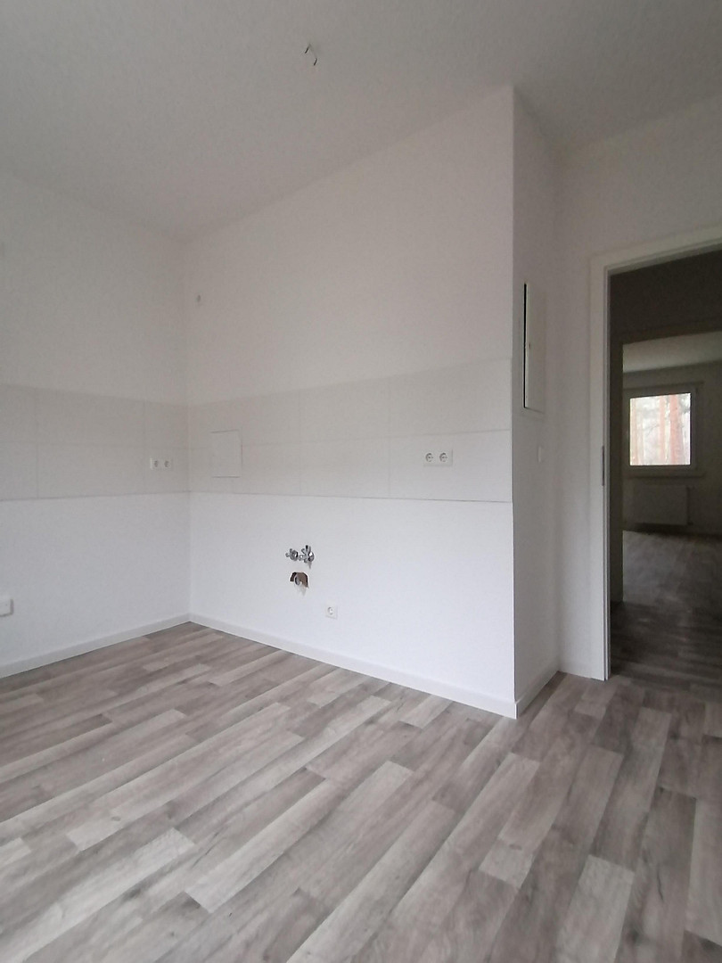 Erstbezug nach Sanierung – moderne 4-Zimmer-Wohnung mit Balkon und Blick ins Grüne – 15926 Heideblick – Vorschaubild 4
