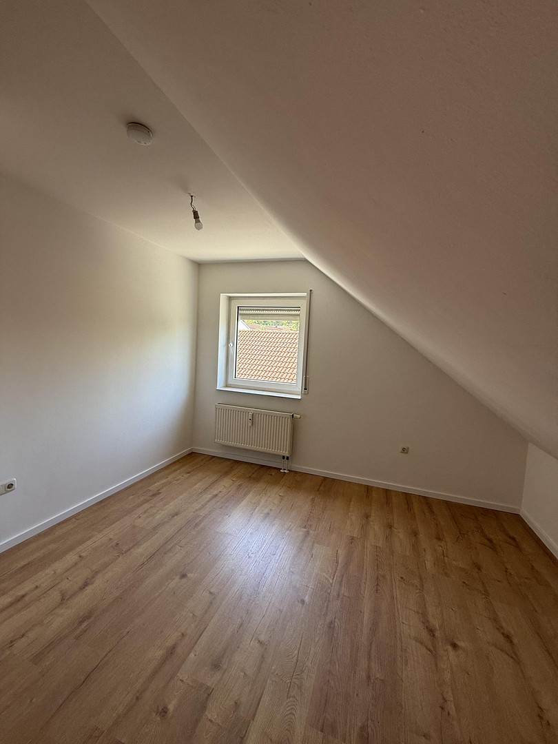 Schöne 3 Zimmer Wohnung mit Balkon und Stellplatz! – 91586 Lichtenau – Vorschaubild 7