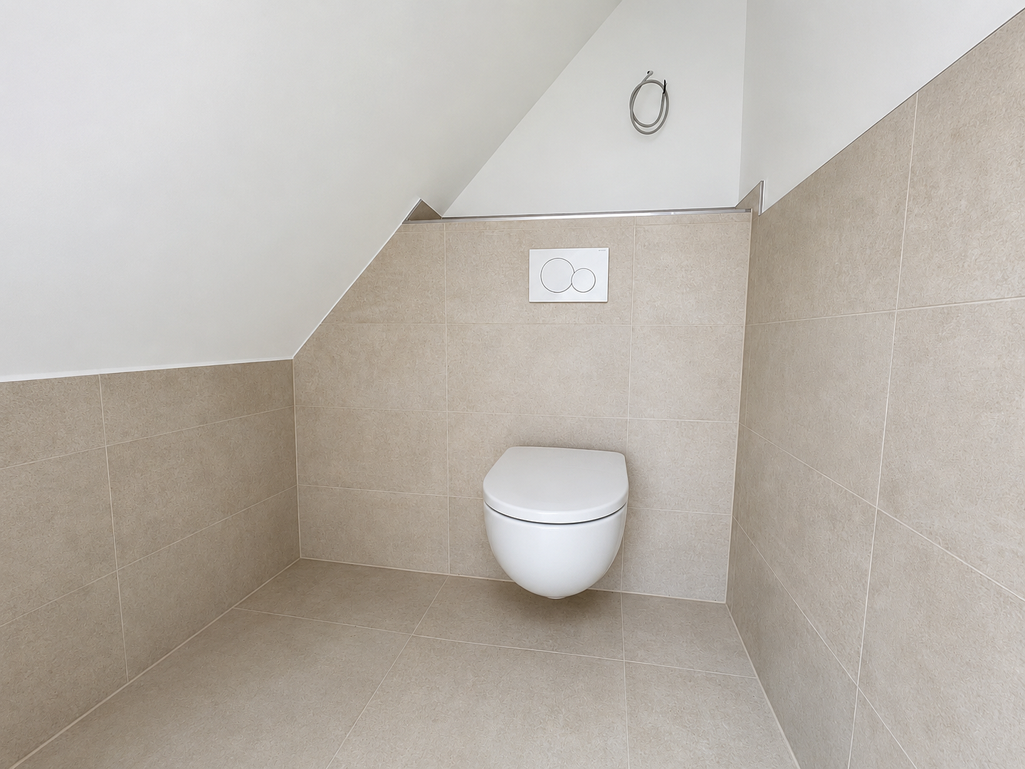 Hochwertiger Erstbezug im Dachgeschoss mit Einbauküche - ca. 95 m² - mit Stellplatz in ruhiger Lage – 8371 Glauchau – Vorschaubild 8