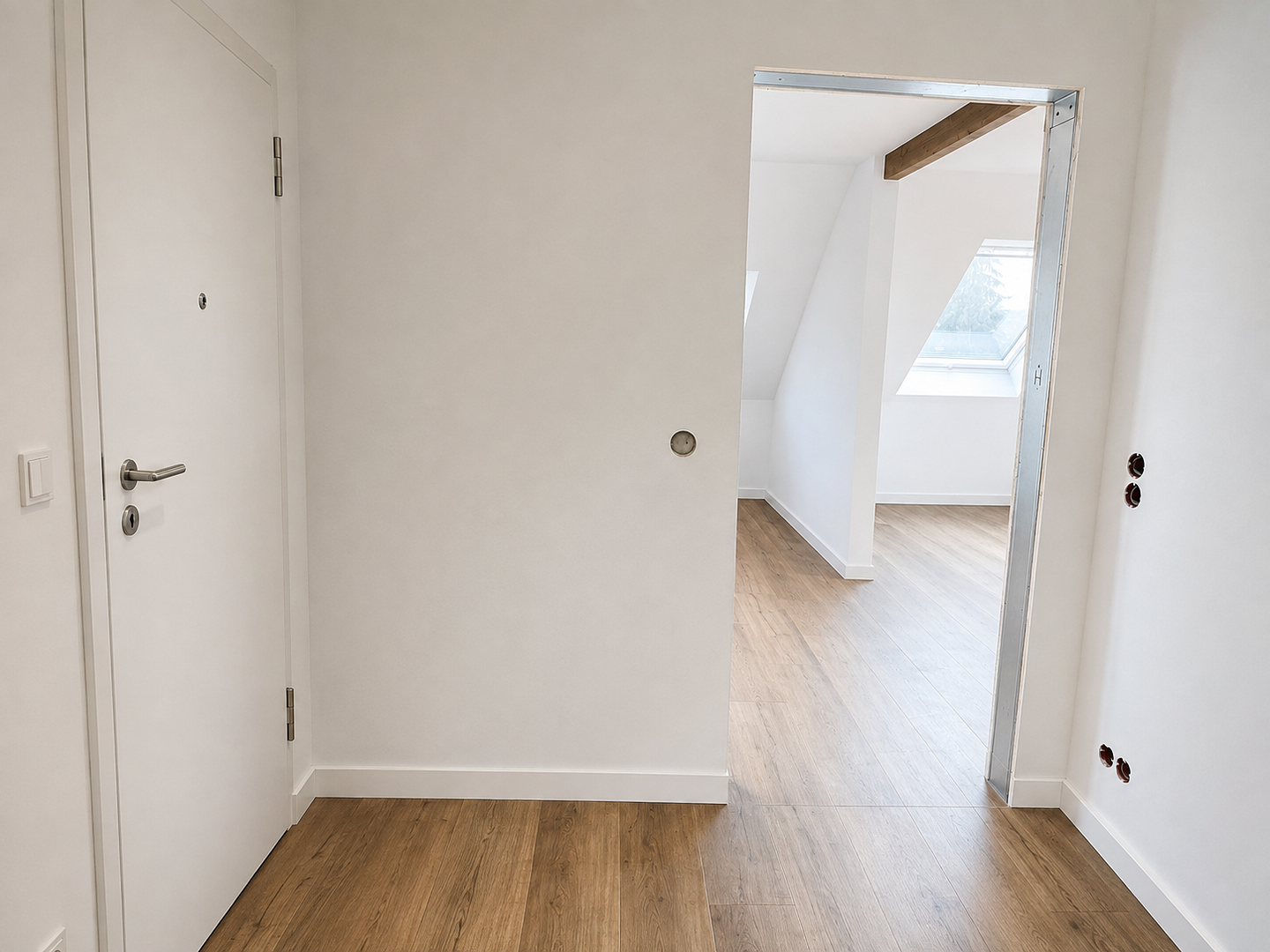 Hochwertiger Erstbezug im Dachgeschoss mit Einbauküche - ca. 95 m² - mit Stellplatz in ruhiger Lage – 8371 Glauchau – Vorschaubild 15