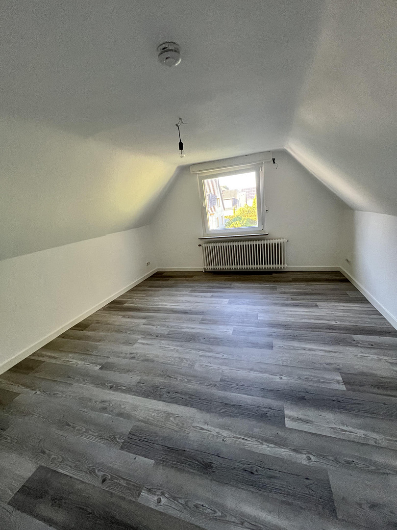 Modernisiertes Einfamilienhaus zur Miete: Modernes Familienglück mit XL-Garten in Bochum-Harpen! – 44805 Bochum(Harpen) – Vorschaubild 12