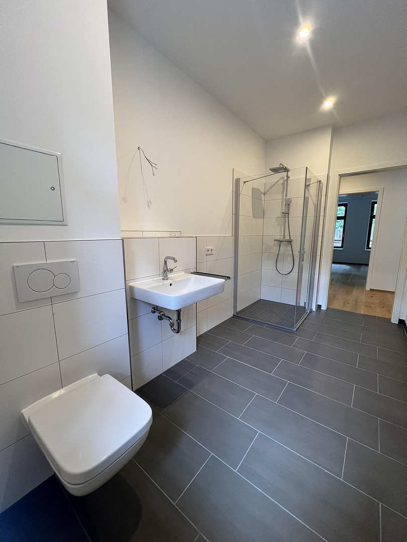 Hochwertig sanierte Altbauwohnung im Erstbezug mit Balkon und Stellplatz – 4315 Leipzig(Volkmarsdorf) – Vorschaubild 10