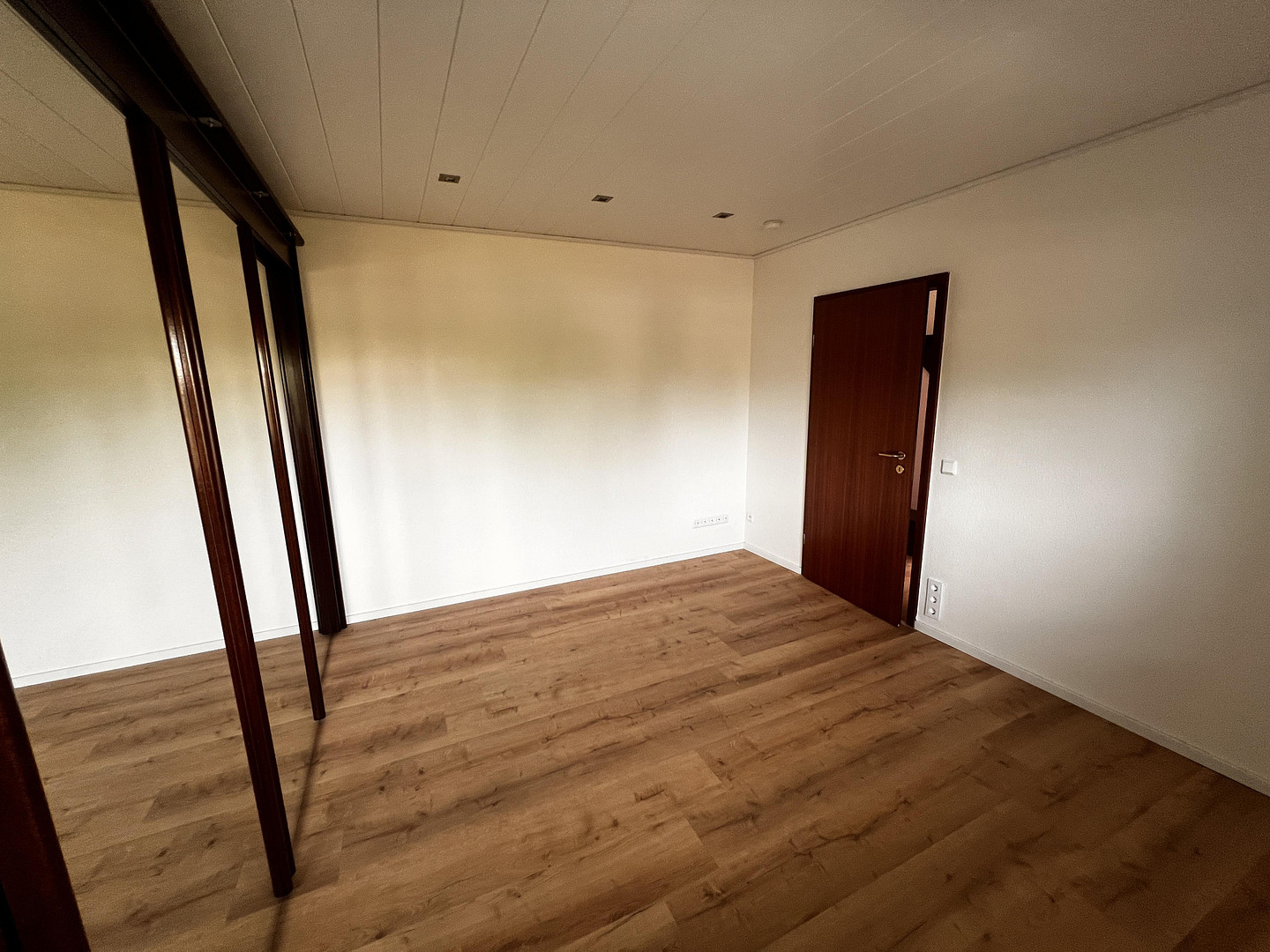 Offene 2-Zimmer-Wohnung mit Balkon und Blick auf den Johannisberg – 61231 Bad Nauheim – Vorschaubild 20