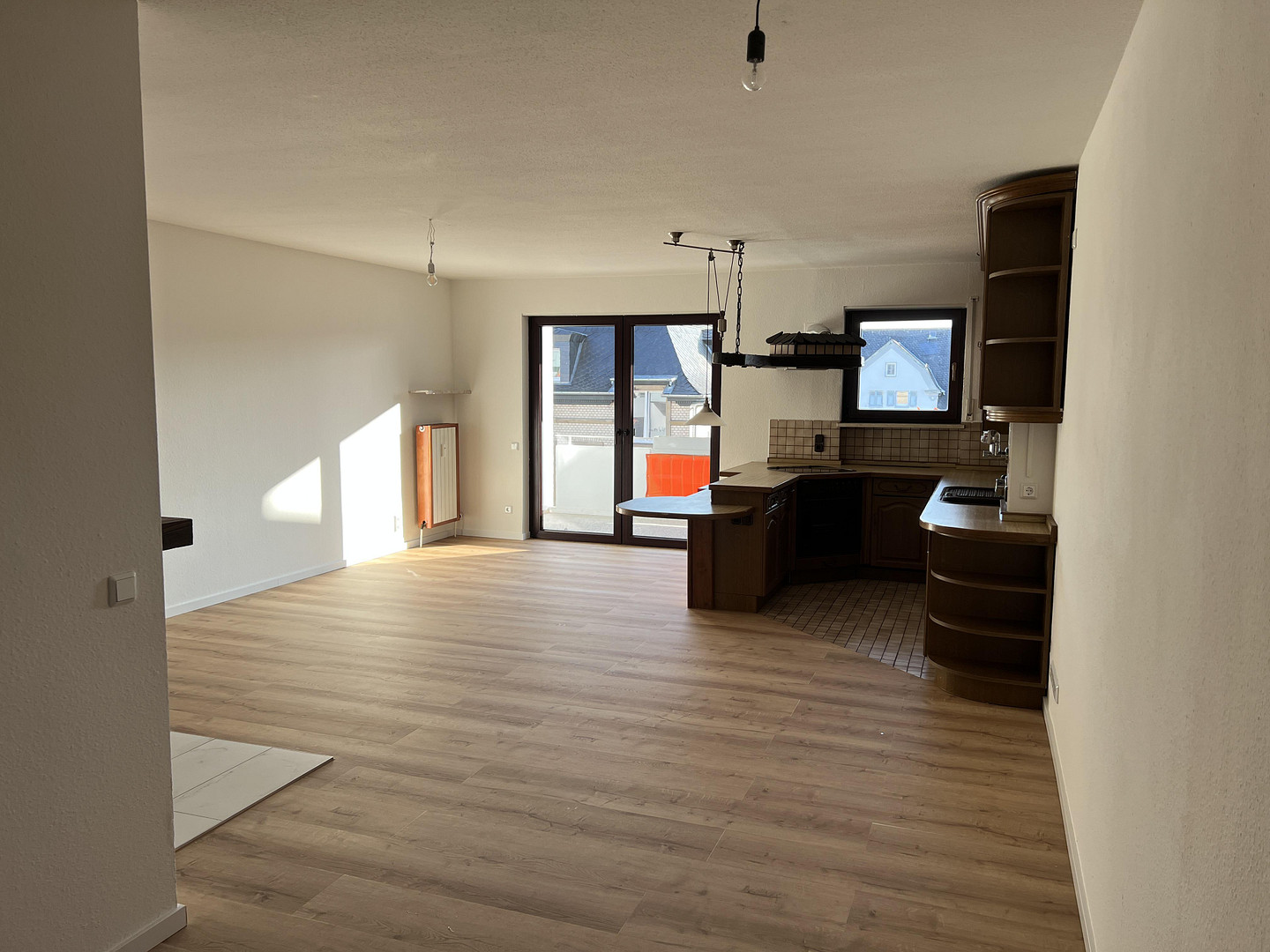 Offene 2-Zimmer-Wohnung mit Balkon und Blick auf den Johannisberg – 61231 Bad Nauheim – Vorschaubild 14