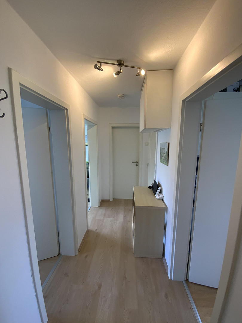 Traumhafte sonnige 3 Zi-Whg.,gr. Südbalkon, renov, in bester zentraler Lage – 31785 Hameln – Vorschaubild 3